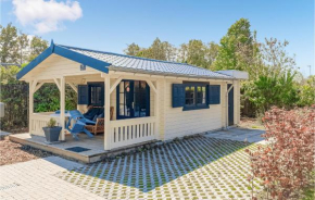 Awesome Home In Heinkenszand With Wifi